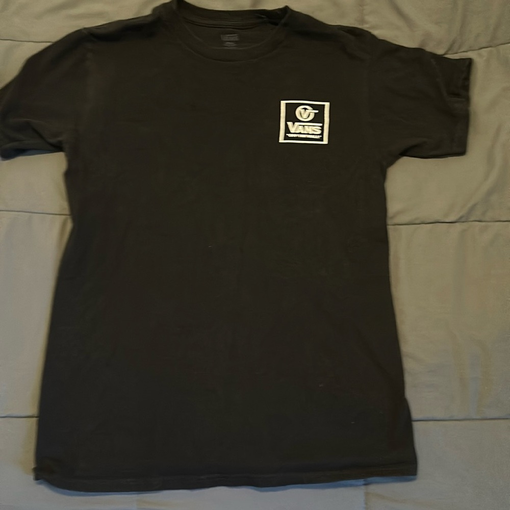 Black vans T-shirt size: small